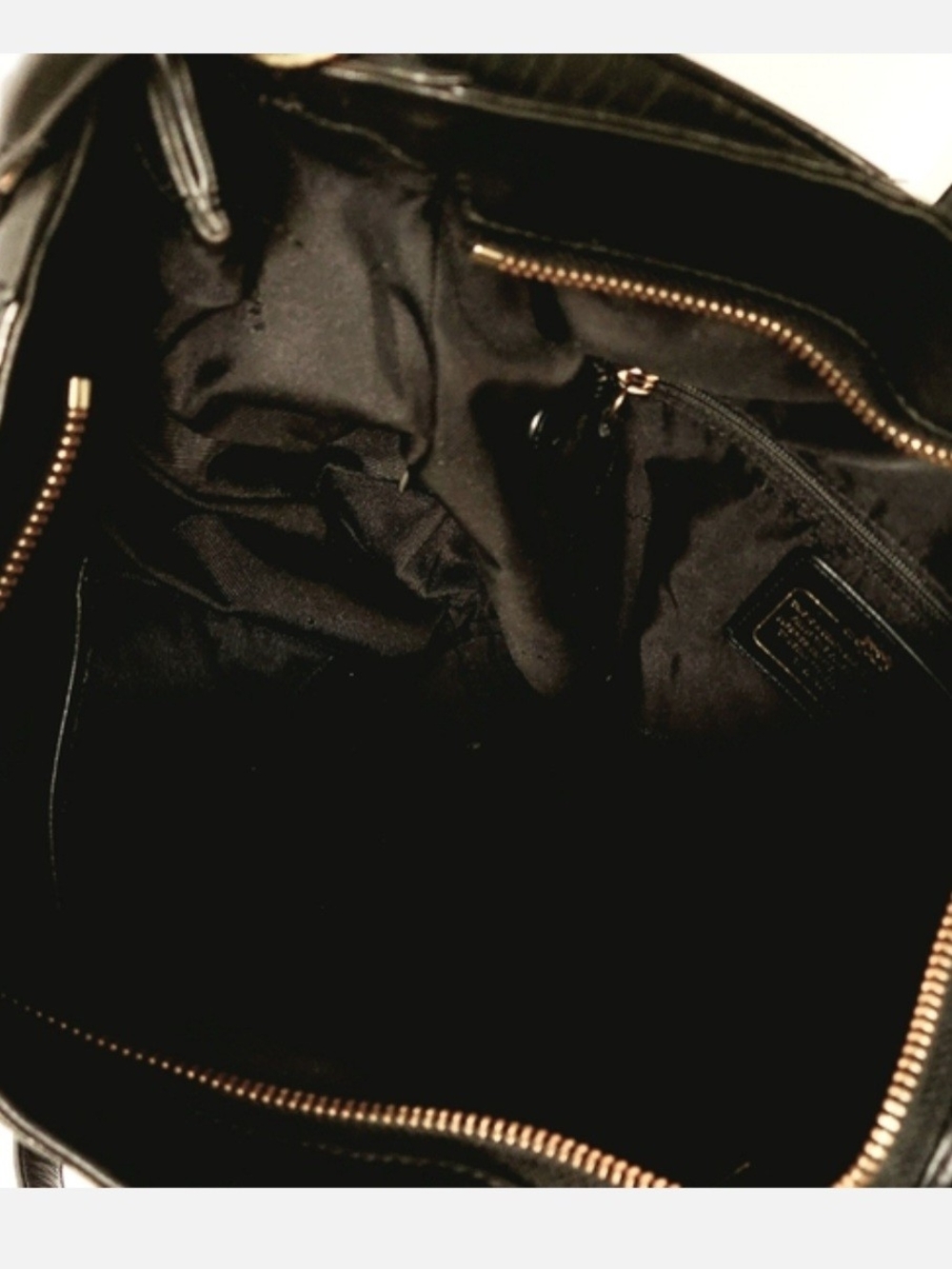 COACH STUDDED LEATHER CIRCLE HOBO BLACK - Picture 6 of 6